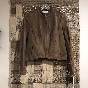 NWT Tahari tan leather jacket M *DAMAGED*